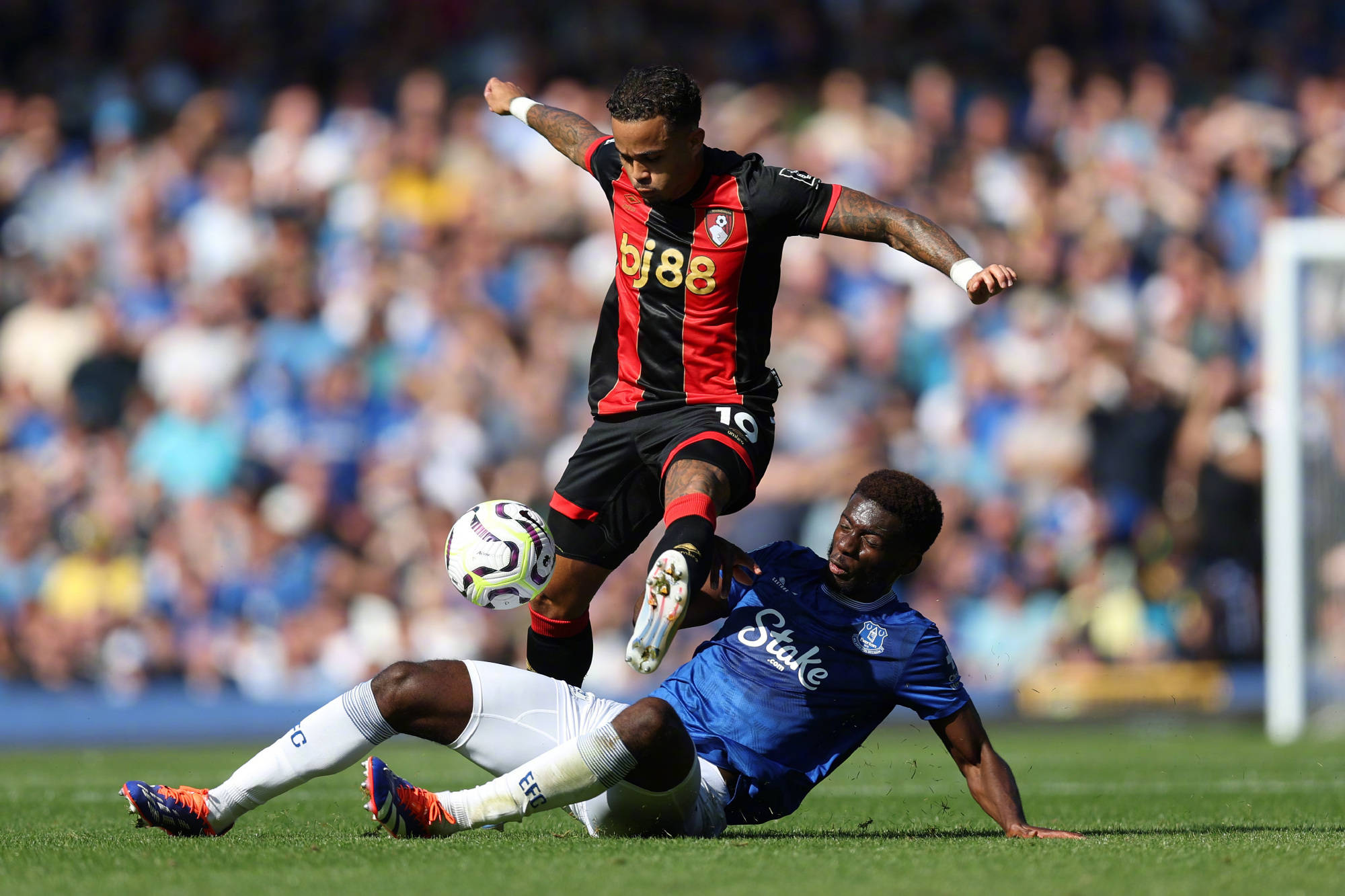 巴萨队惨败！主帅赛后直言球队需彻底反思，合作标题单位现在.的简单介绍-九游官网入口充值